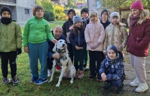 Lekcja na cztery łapy w klasie II. aktualność: Lekcja na cztery łapy w klasie II.