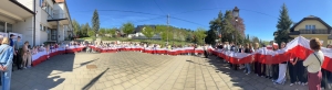 aktualność: Przemarsz ulicami Lanckorony z 100-metrową flagą Polski.